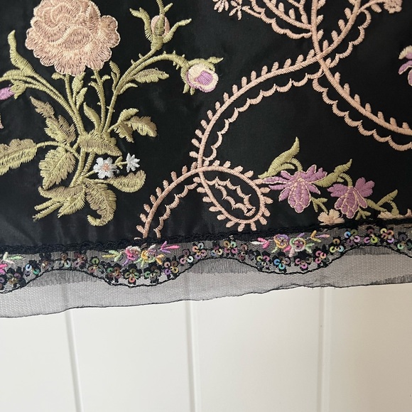 Black Silk Skirt with Floral Embroidery and sequined hem from Express - Picture 4 of 4